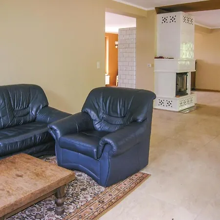 Four-bedroom Holiday In * Prostki