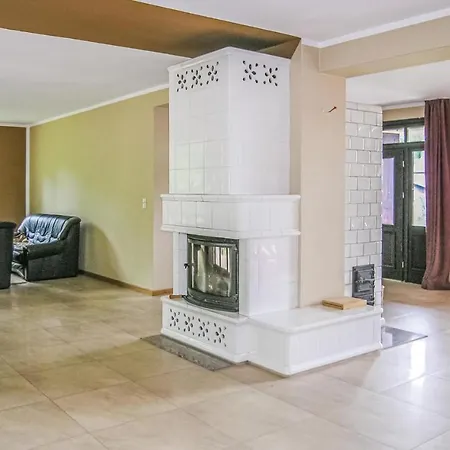 Four-bedroom Holiday In Nyaraló