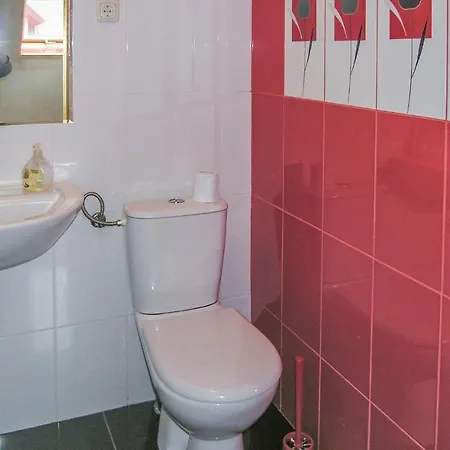 Four-bedroom Holiday In Prostki